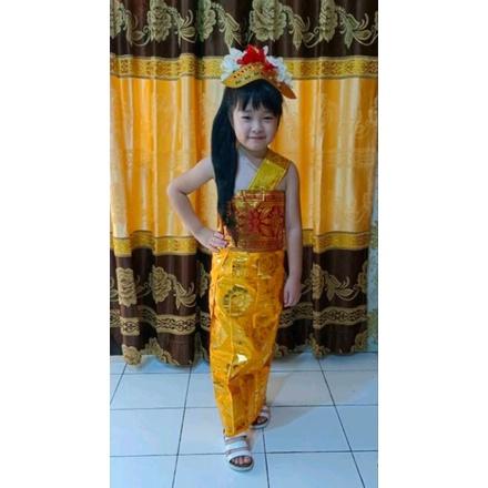 Gambar Baju Adat Bali Anak / Pakaian Adat Anak Bali - Kain + Mahkota, SMP - SMA dari Arrablue undefined Tokopedia