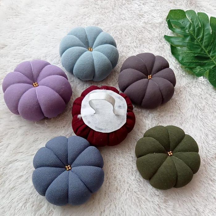 Gambar Adhinda Pincushion Jumbo/Bantalan jarum pentul 8cm (APG93) dari DjibrilSidibee8 undefined Tokopedia