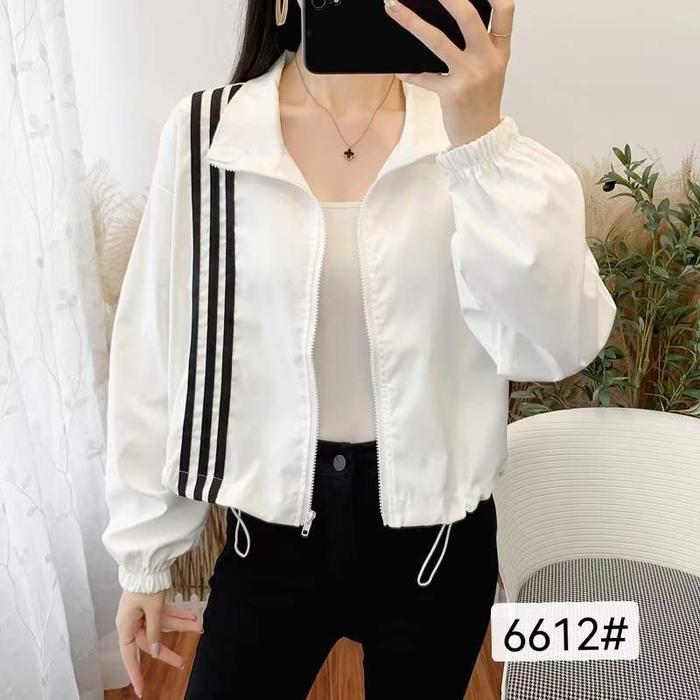 Gambar [Reg] 6612 Jaket Import Parasut Adidas List Kanan Jaket Olahraga - Putih dari Voltaeze Market undefined Tokopedia