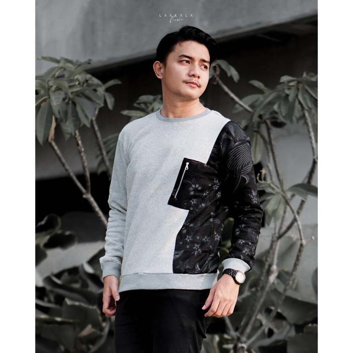 Gambar Laskala Basic Roma Crewneck - XL dari Laskala Batik Official Shop undefined Tokopedia