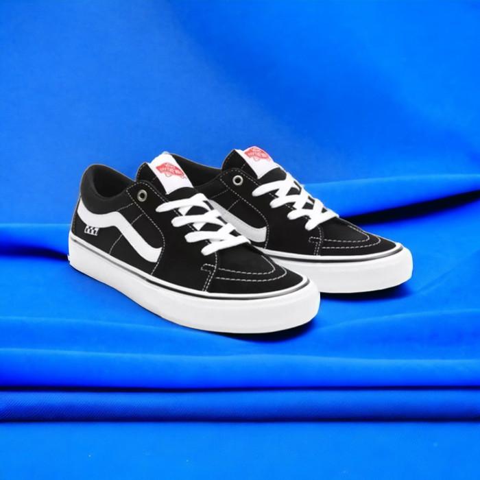 Gambar Sepatu Vans Sk8 Low PRO Skateboarding Black White Original 100% - Hitam, 44 dari Nowdoaction undefined Tokopedia