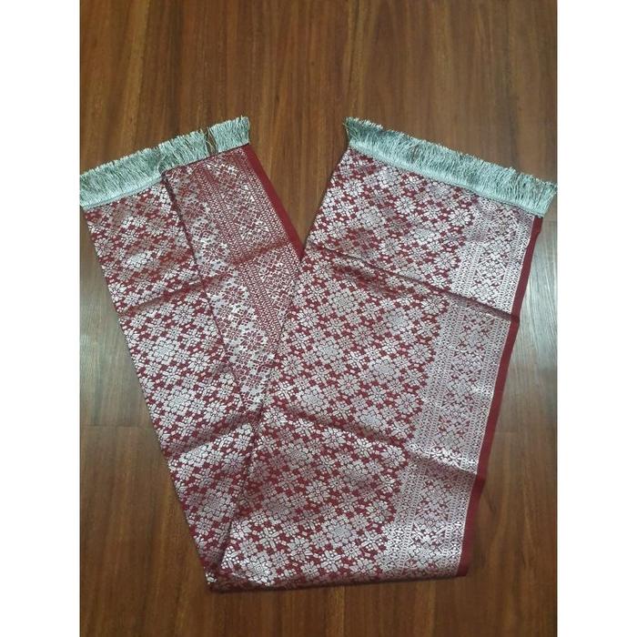 Gambar Selendang Songket Palembang - Songket Palembang - Scraf Songket - Maroon silver, All Size dari Supplier Kebayaku undefined Tokopedia