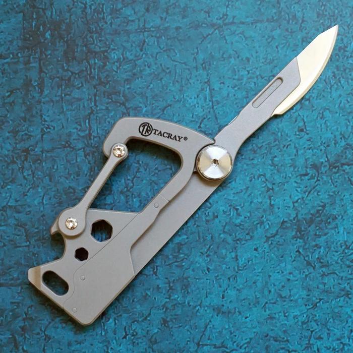 Gambar TACRAY Titanium Carabiner Multifunction Keychain  Utility Knife dari GOSTARS VIP undefined Tokopedia