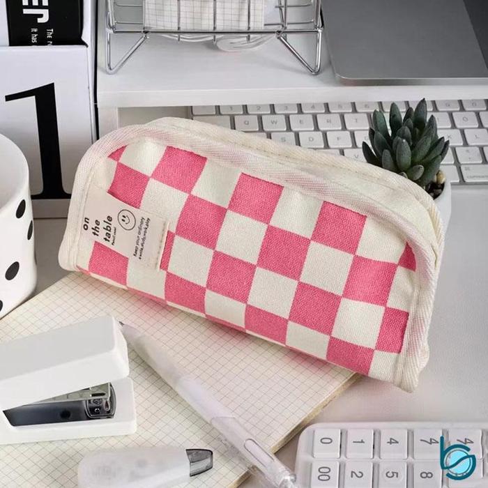 Gambar Kotak Pensil Jepang Berkapasitas Besar Motif Kotak - Best Stationary - Pink dari Best Stationary undefined Tokopedia