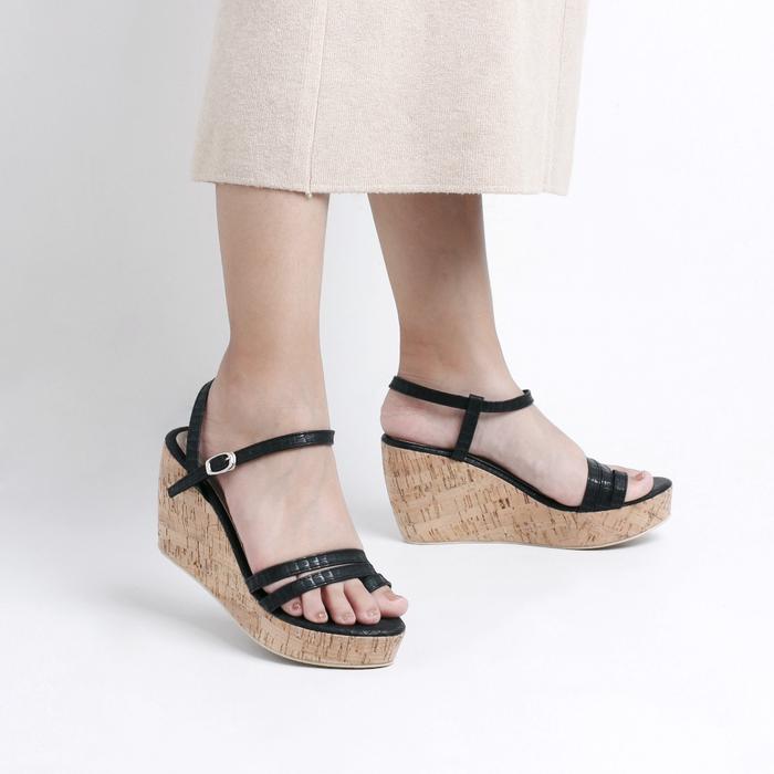 Gambar Sabiya Boutique Reesa Sandal Sepatu Wedges Wanita Tali 7 cm - Hitam, 40 dari TOKO GIOFANI LARIS undefined Tokopedia