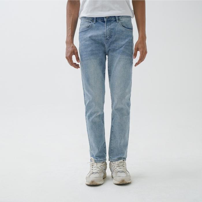 Gambar CELCIUS Celana Denim Slim Fit I31000187C Light Blue - 31 dari Celcius Men undefined Tokopedia