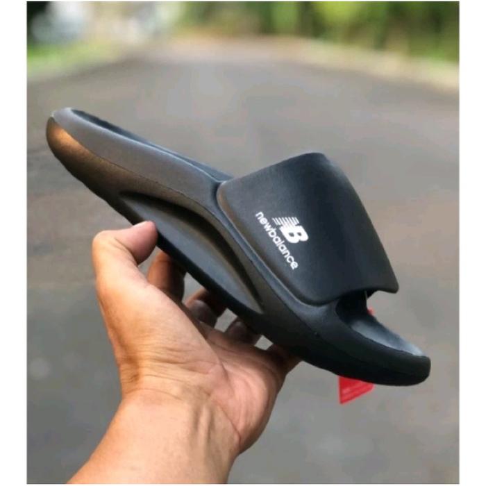 Gambar Sandal New Balance Original Sandal NB Pria Sandal Slop Sandal Slip On - Hitam, 39 dari Hakiyad undefined Tokopedia