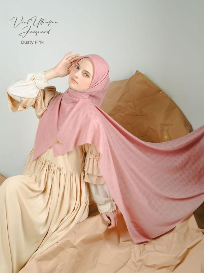 Gambar JILBABWANITA TERBARU MYLADY VOAL ULTRAFINE JACQUARD/KERUDUNG SEGIEMPAT - DUSTY PINK dari Sundayymall undefined Tokopedia