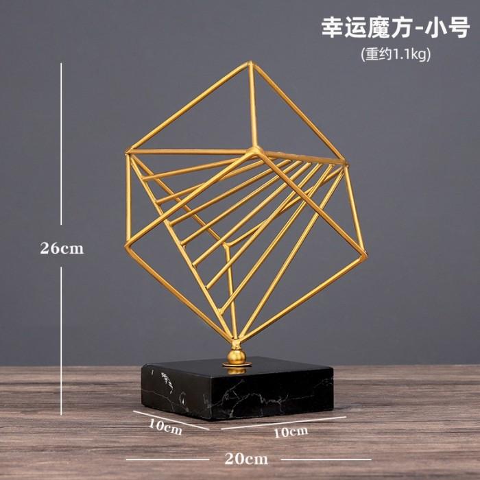 Gambar Dekorasi Pajangan Meja / Europe Gold Ornament Metal / Home Decor - A Small dari RoyalClas03 undefined Tokopedia