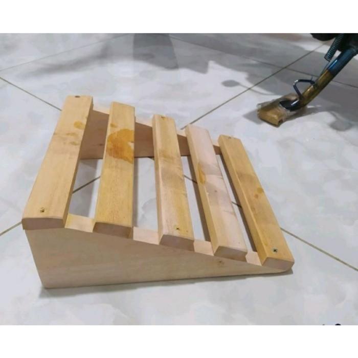 Gambar READY tanjakan motor / pijakan motor / penahan motor / alas motor - st - standart dari TANI HUB undefined Tokopedia