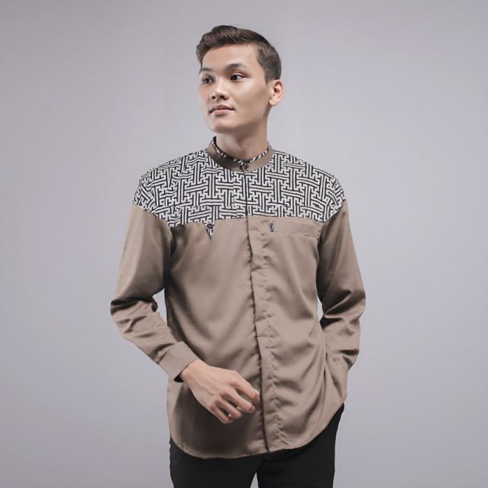 Gambar Baju Koko Original Elrumi Motif Falcon Warna Putih Kombinasi Batik - Falcon Coksu, XL dari Galery Santri Negeri undefined Tokopedia