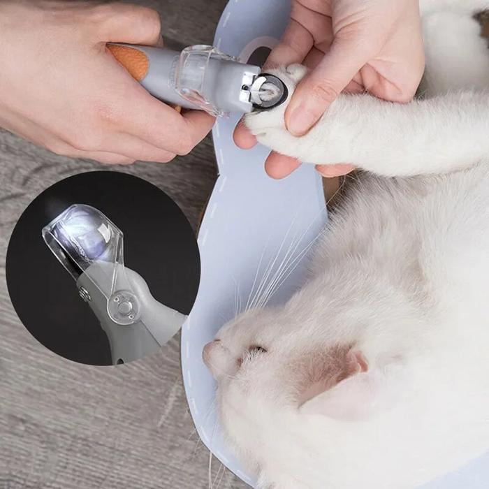 Jual Pet Nail Clipper LED Light-emitting Magnifiable Dog Cat