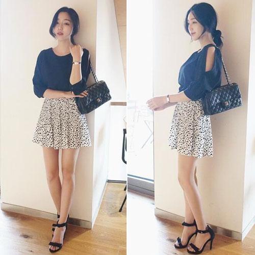 Gambar Atasan Wanita Shirt Lengan 3/4 Bahu Terbuka Polos Korea Fashion 28684 - White dari Ai Lingerie undefined Tokopedia