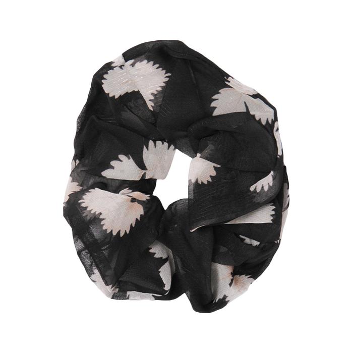 Gambar Stroberi Scrunchie Motif Flower Hair Tie - Leaf Black dari Stroberi Accessories undefined Tokopedia