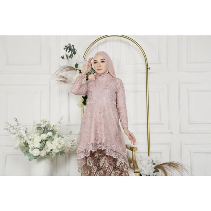 Gambar Iroih Mode Stelan Kebaya Wisuda Sma/ Butik Kebaya/ Kebaya Aurora/ Satu - Rose gold, XXL dari tokoyahya12 undefined Tokopedia