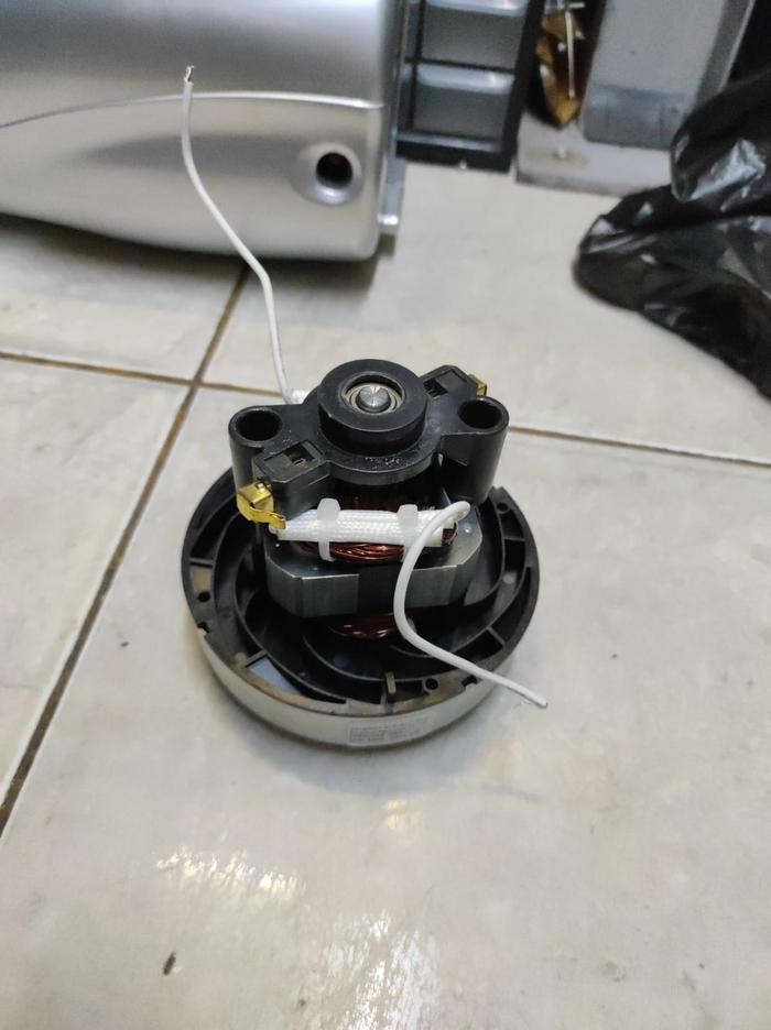 Gambar MESIN MOTOR DINAMO DENPOO VACUUM CLEANER HRV8009 PENYEDOT DEBU ORI dari Chink online shop undefined Tokopedia