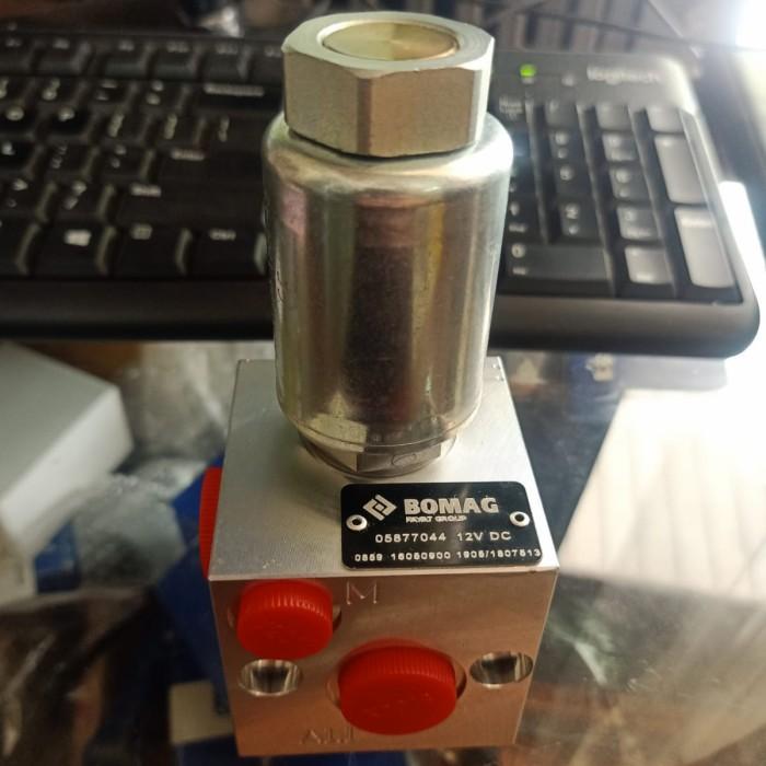 Jual solenoid valve bomag 05877044 12vdc - Jakarta Barat - Sumber ...