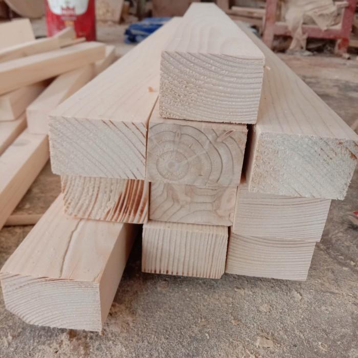 Gambar kayu balok jati belanda ukuran 2 meter berbagai ukuran serut amplas - 200x3x3 cm dari Collosium undefined Tokopedia