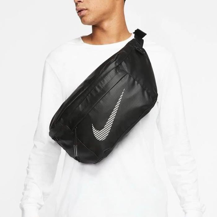 Sling Bag Nike Tech Hip Pack Winterized Nike Tech Hip Pack