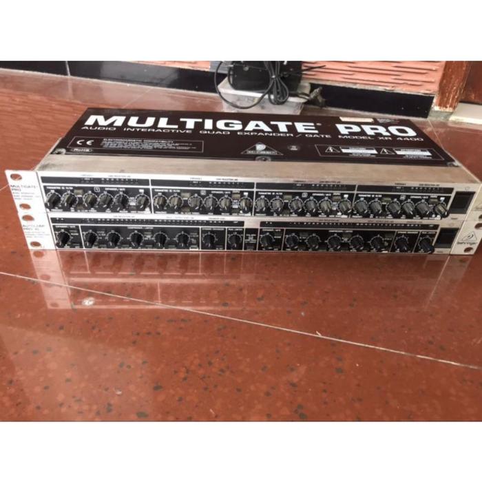 BEHRINGER MULTIGATE PRO XR 4400 Behringer XR4400 Multigate Pro