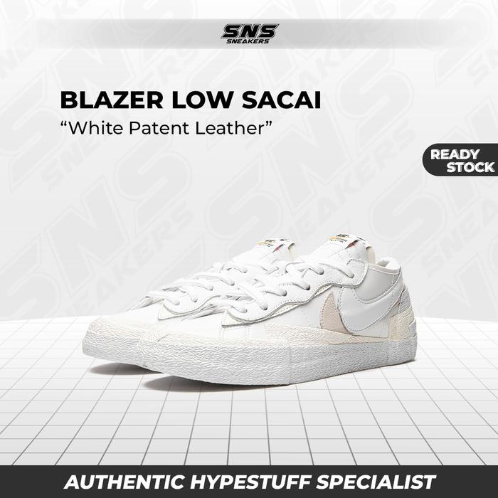 nike sacai sns