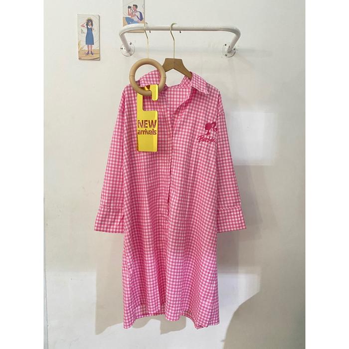 Gambar KEMEJA BARBIE X ZARA OVERSIZE - C dari JumAat barok undefined Tokopedia