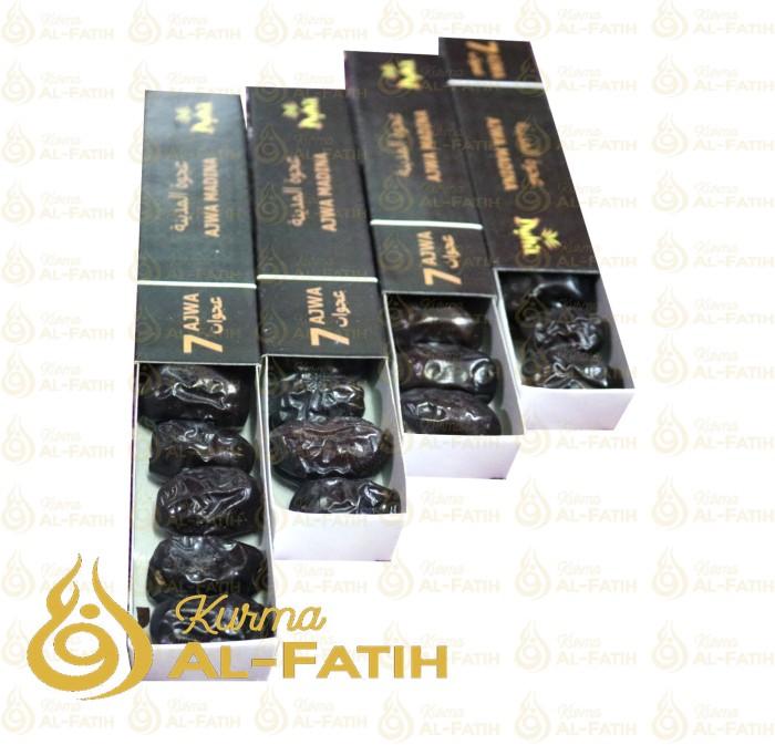 Gambar Kurma Ajwa 7 Tujuh Butir / 7 AJWA DATES Untuk Obat dan Kesehatan dari Syahreza3 undefined Tokopedia