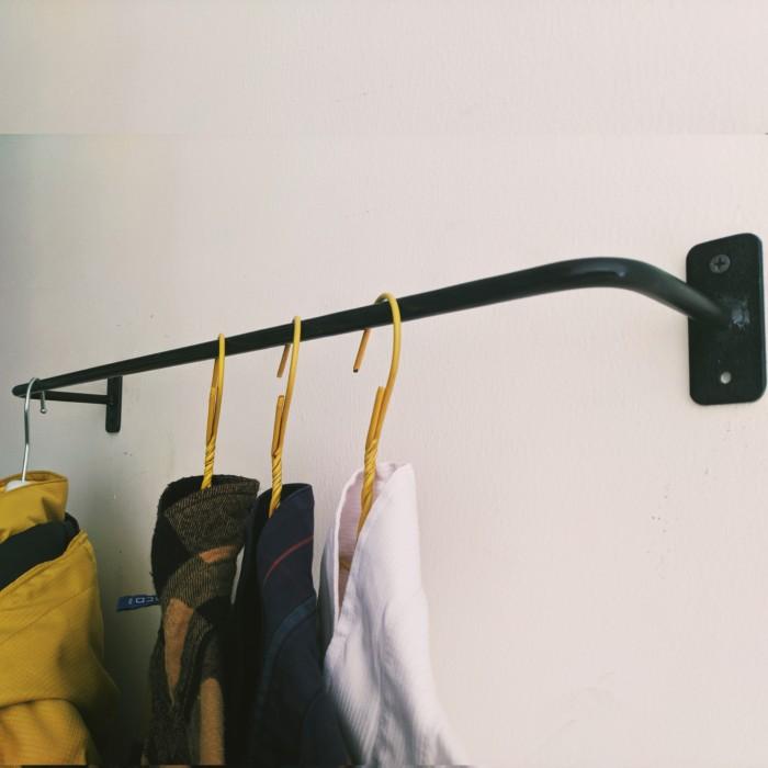 Gambar GANTUNGAN BAJU BESI TEMPEL DINDING HANGER PAKAIAN SERBAGUNA - Hitam, PANJANG 30CM dari Toko global teknik undefined Tokopedia