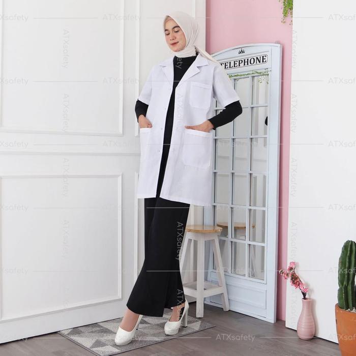 Gambar Jas Lab / Jas Laboratorium /Baju Praktikum /Jas Lab panjang pendek ATX - Lengan Pendek, S dari Safety Firstpedia undefined 5 Tokopedia