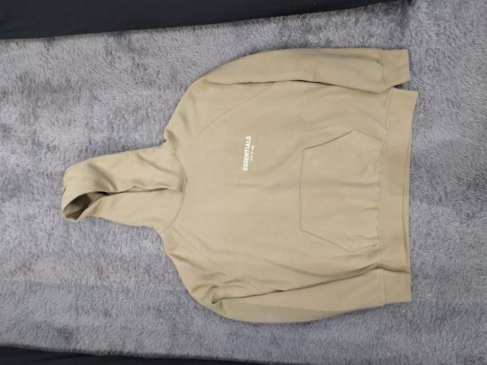 Gambar Essentials FOG Oak Hoodie BNWT Original - L dari SNS Sneakers Store undefined Tokopedia