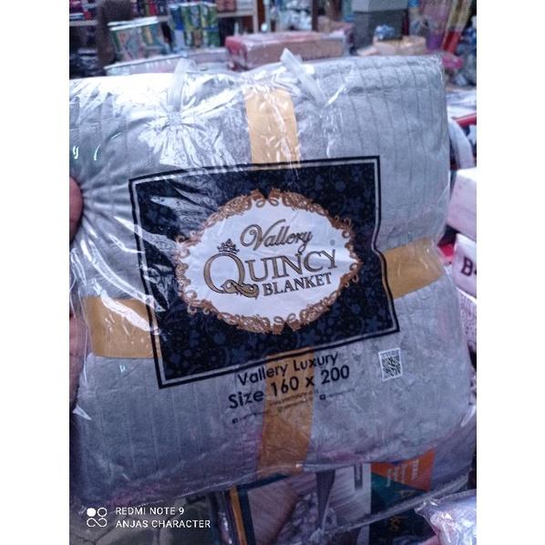 Gambar selimut valery quincy halus dari molekulstoree undefined Tokopedia