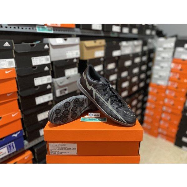 Jual SEPATU FUTSAL NIKE PHANTOM GT2 CLUB IC BLACK GREY DC0829-004