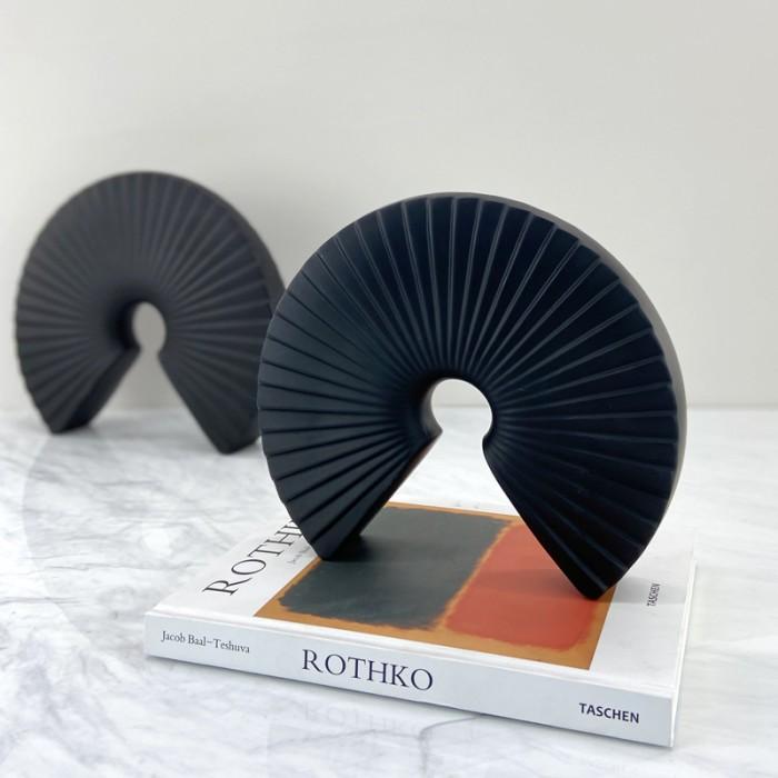 Gambar Home Decor Sop / Pajangan Dekorasi Rumah / Ornament Rumah / Hiasan - Hitam, Small dari cv wisma undefined Tokopedia