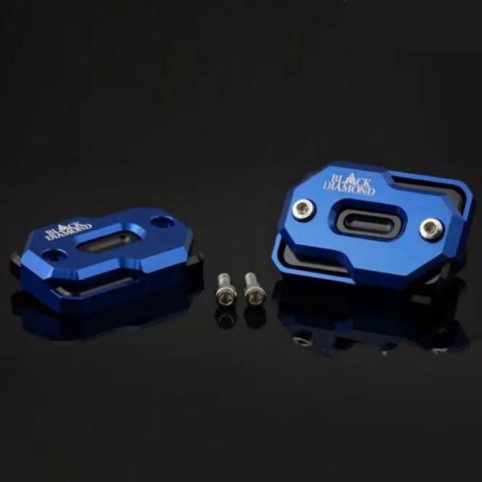 Gambar Cover Minyak Rem Nmax-155 Model S Original Black Diamond - blue, Yamaha Nmax dari Utama Motorsport undefined Tokopedia