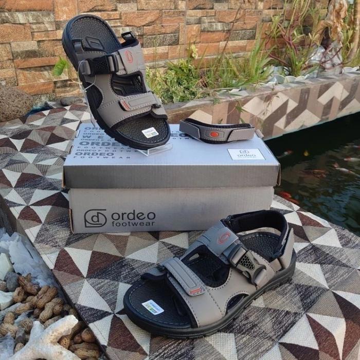 Gambar TERBARUU SANDAL GUNUNG HIKING KWALITAS PREMIUM ORIGINAL TERBARU - Dakkar tg abu, 36 dari nuralbirru undefined Tokopedia