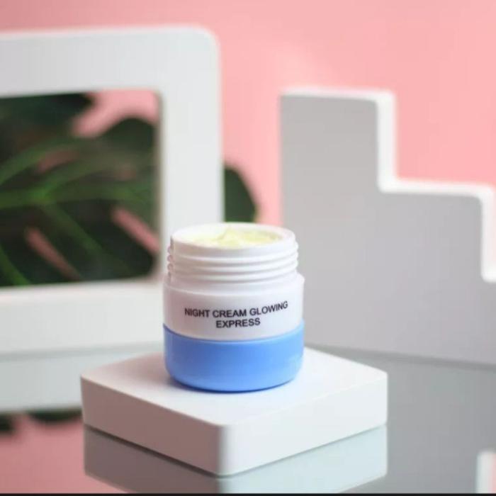 Gambar CREAM MALAM WHITENING GLOWING EXPRESS - SATUAN CREAM MALAM FARMA WDC dari Sally Sabela undefined Tokopedia