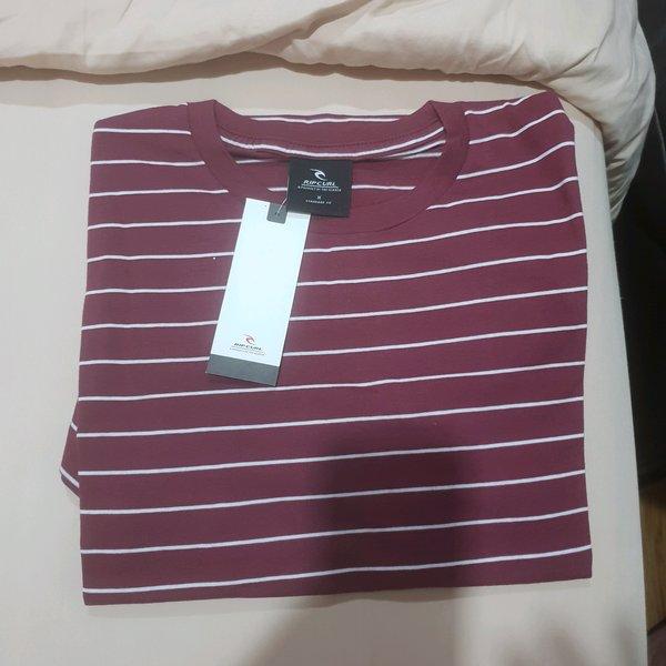 Gambar Ripcurl Kaos t-shirt Original dari Naomy90 undefined Tokopedia