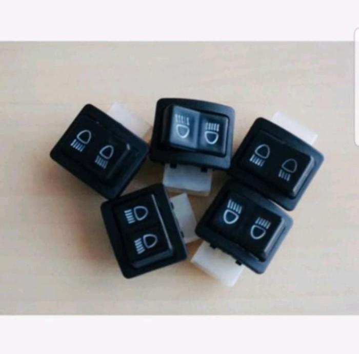 Gambar Saklar / tombol lampu DIM on off 3 fungsi Tec Revo Beat FI Vario 125 - KOTAK MINI dari PRABU LED undefined Tokopedia