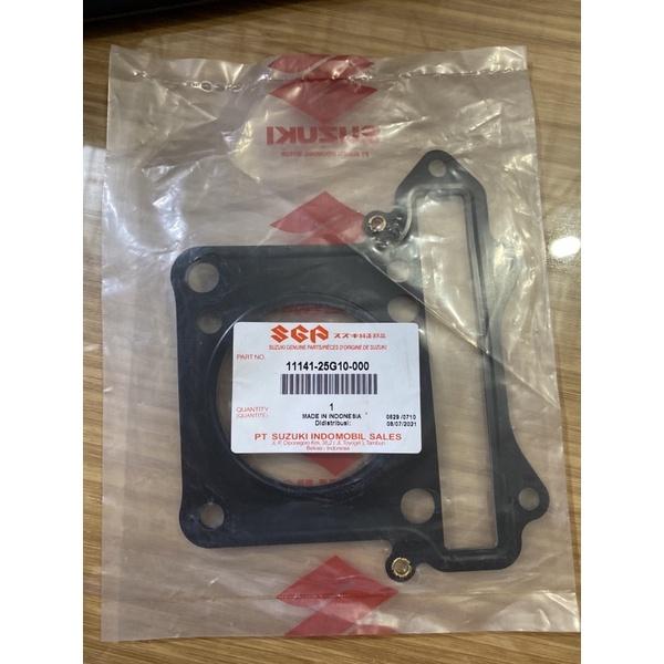 Gambar GASKET PAKING BLOCK BLOK ATAS HEAD SATRIA FU 150 KARBU ORIGINAL ORI ASLI SUZUKI SGP 11141-25G10-000 PACKING PAKEN PAKIN dari Rejeki Motor Singkawang undefined Tokopedia