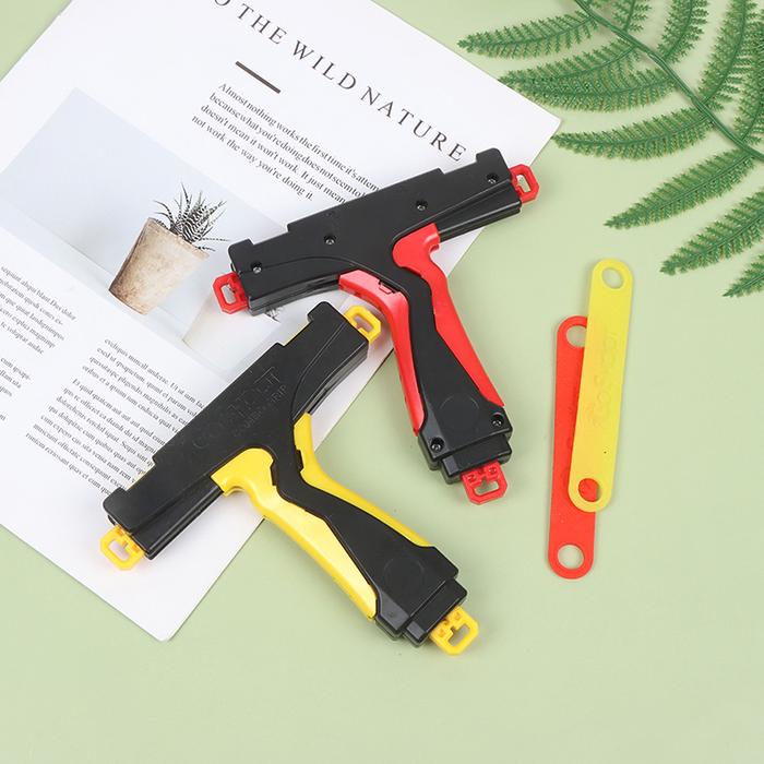 Gambar 1PC Plastic Burst Beyblade Toys Big Grip for Two Launcher Handle without Launchers Gyro Launcher Handle kids toys dari mirahsumainong undefined Tokopedia