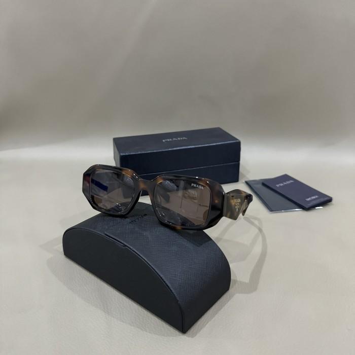Gambar PTR Prada Sunglasses Symbole Havana Authentic Guarantee - Havana dari kaldi shop undefined Tokopedia