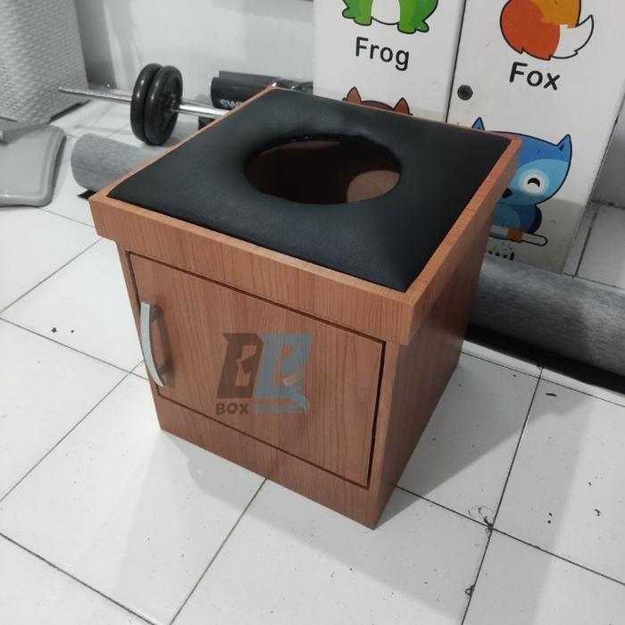 Gambar Bangku Ratus V-Spa / Kursi Ratus / Bangku Perawatan Kewanitaan Terlaris - Hanya bangku, 35*35*40 dari Official DiajengRA undefined Tokopedia