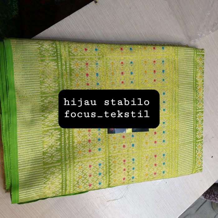 Gambar KAIN SONGKET STELAN ROK + SELENDANG | BAHAN SONGKET THAILAND STELAN - hijau stabilo dari focus tekstil undefined Tokopedia