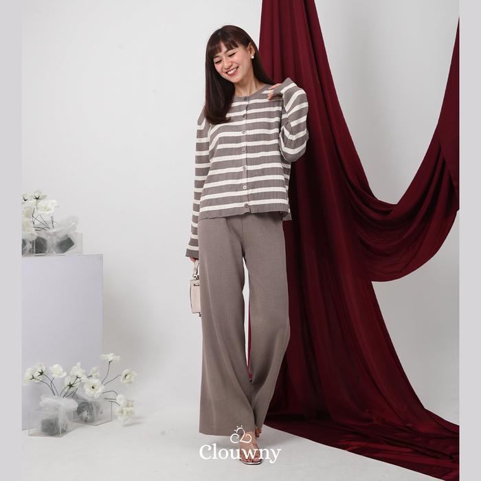 Gambar Clouwny Stella Longsleeve set Setelan Celana Wanita Premium Knitt Panjang Atasan Baju Dewasa Motif kulot - Beige dari CLOUWNY undefined Tokopedia