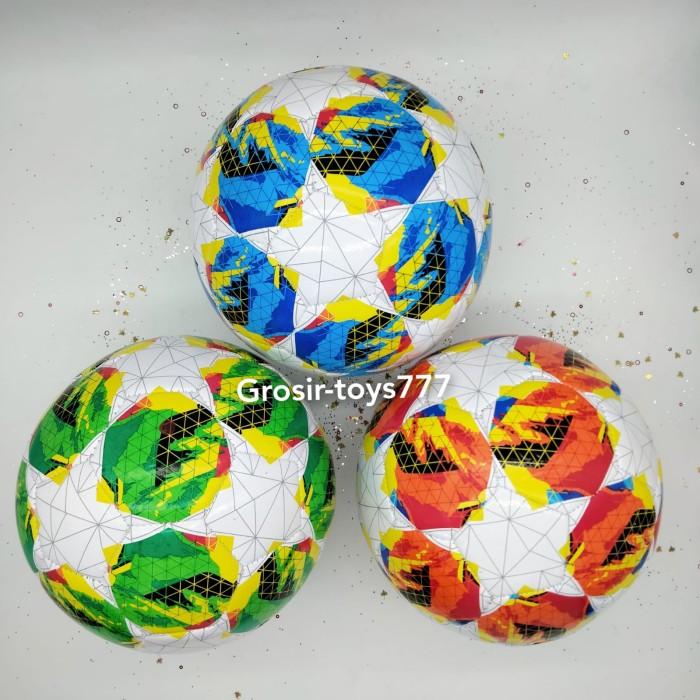 Gambar Arena Olahraga Kita - Bola Sepak Kulit Tebal / Soccer Ball (Sni) - 2218-4 Hexagon dari Arena Olahraga Kita undefined Tokopedia