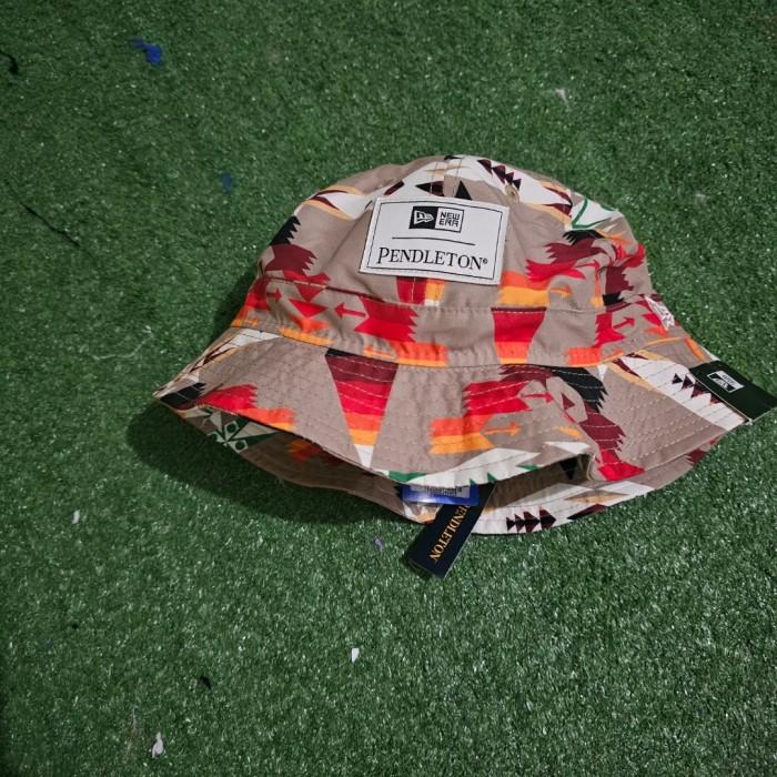 Gambar Good Quality New Era X Pendleton Bucket Hat Original Bnwt - S/M dari Marvelpedia undefined Tokopedia