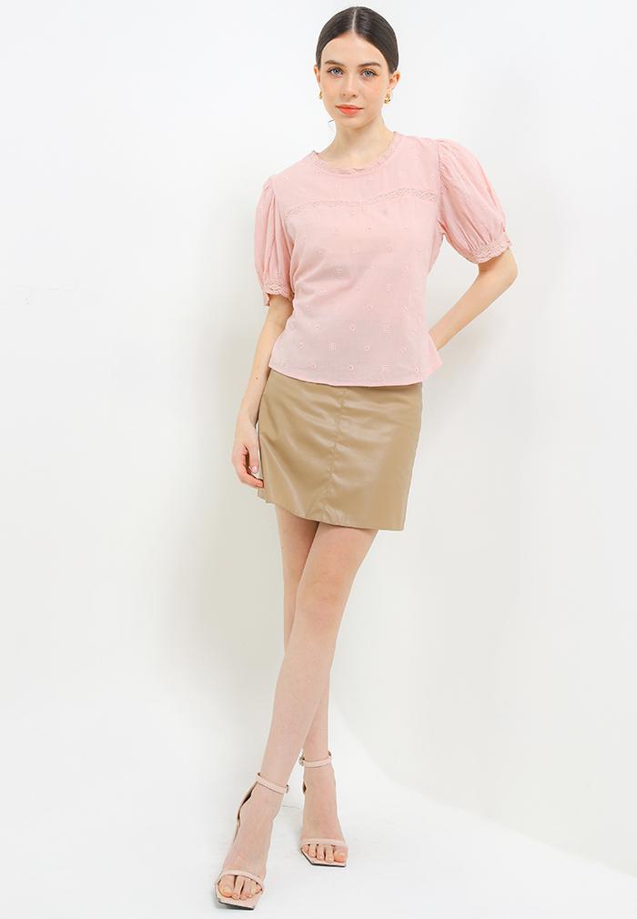 Gambar CHIC SIMPLE S/S DIAMOND FLO EYELET BLOUSE ATASAN WANITA CANTIK BL7837 - PINK dari Chic Simple Store ID undefined Tokopedia