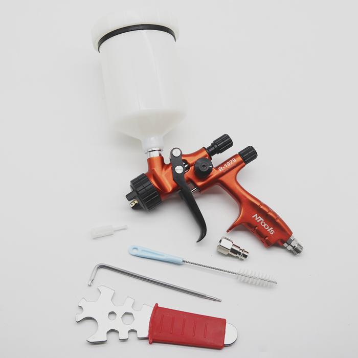 Gambar Spray Gun Car Paint Gun 600cc Tank Gravity HVLP Spray Gun With 1.3mm Nozzle Airbrush High Atomization Low Pressure Paint Gun - Orange dari hoeriahhhswtq undefined Tokopedia