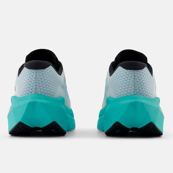 Gambar Sepatu Lari New Balance Fuelcell Supercomp Trainer V3 White Cyber Jade dari Mitrabua undefined Tokopedia