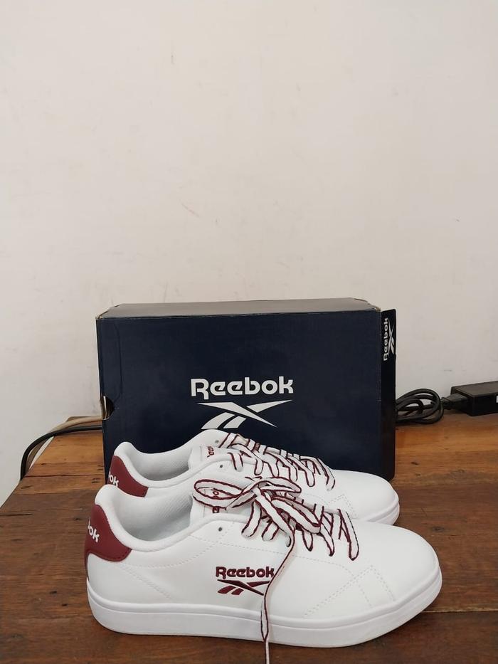 Gambar ORIGINAL SALE 70% SEPATU TENNIS ROYAL COMPLETE SPORT 100033764 UNISEX - 45 dari JD GALLERY new undefined Tokopedia